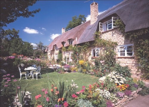 Ravensburger (16352) - "Cottage on Bredon Hill" - 1500 Teile Puzzle