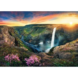 Trefl (27091) - "Háifoss Waterfall, Iceland" - 2000 Teile Puzzle