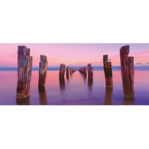 Schmidt Spiele (59367) - Mark Gray: "Alte Brückenpfeiler ragen aus dem Wasser" - 136 Teile Puzzle