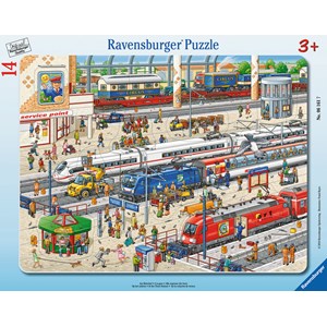 Ravensburger (06161) - "Am Bahnhof" - 14 Teile Puzzle